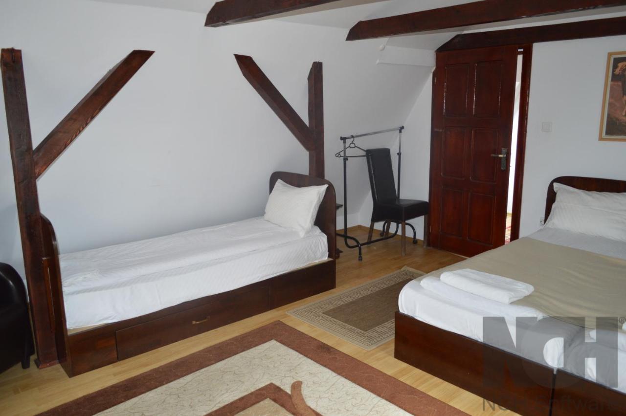 Hotel La Mos Pavel à Noslac Extérieur photo